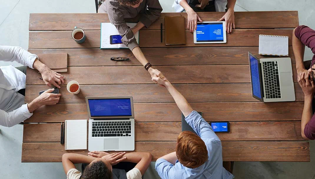 تفاوت شتاب دهنده با انکوباتور